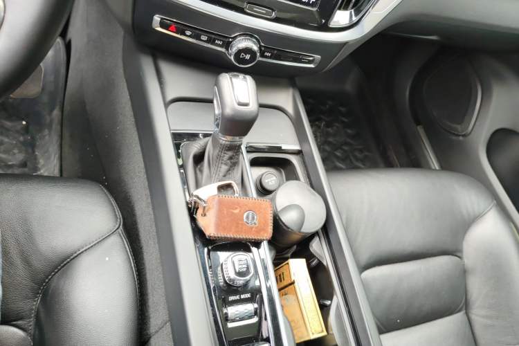 Used Volvo S60 2021 T4 Zhiyi Luxury Edition