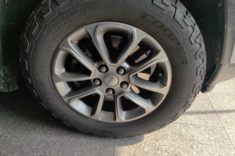 Used Jeep Grand Cherokee 2016 3.0L Comfort Navigation Edition
