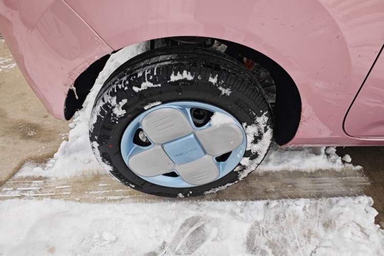 Used Geely Galaxy Panda 2024 Panda Mini 200km Endurance Bear