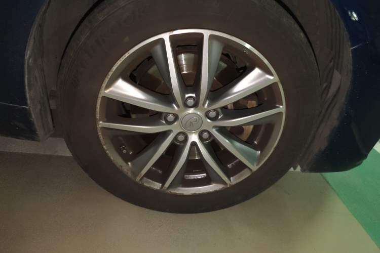 Used Infiniti Q50L 2016 2.0T Enjoyment Edition
