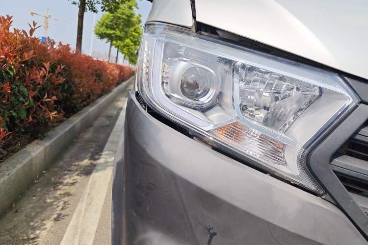 Used CHANGAN KUAYUE Xing V3 2022 1.5L Gasoline Enjoyment Model 5-Seat Passenger Vehicle JL473QH