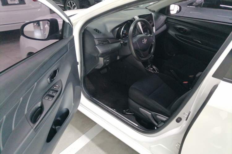 Used Toyota YARiS L Zhi Xiang 2019 1.5E CVT Dynamic Edition China VI compliant