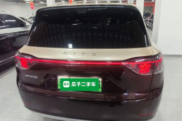 Used Hima AITO M9 2025 Extended-Range Ultra Version 52 kWh 6-Seater
