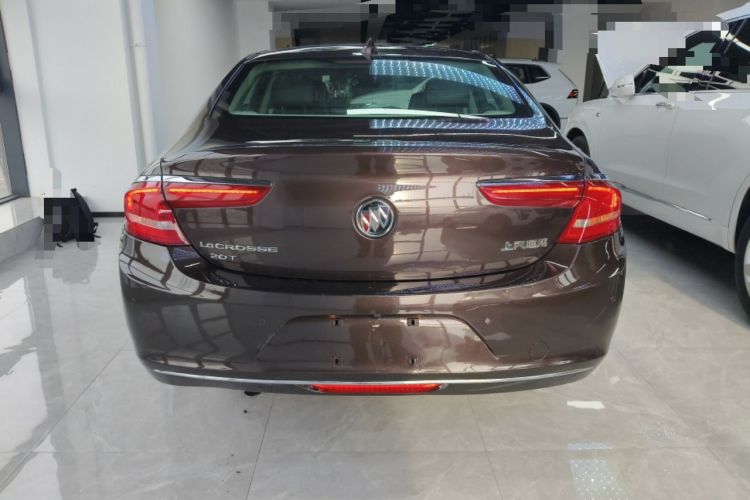 Used Buick LaCrosse 2018 20T Elite Edition Rear