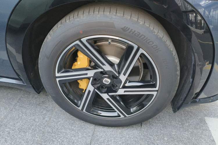 Used Xiaomi Auto YU7 2025 Ultra-Long Range All-Wheel Drive Pro Version
