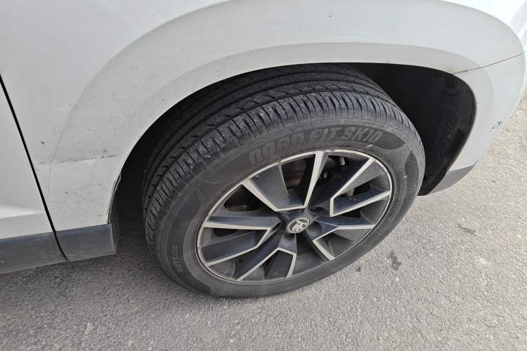 Used Skoda Karoq 2019 TSI280 Smart Drive Deluxe Edition China VI Standard