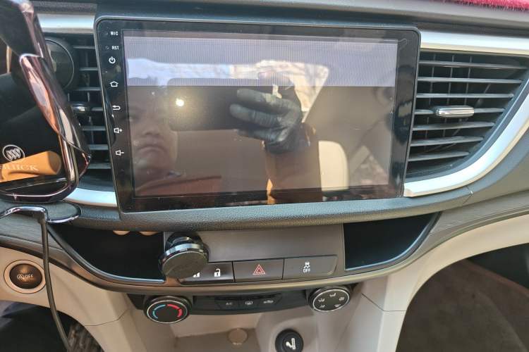 Used Buick GT 2017 15N Automatic Elite Version