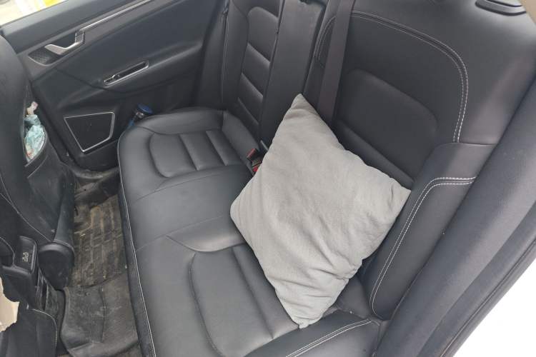 Used Geely Auto Emgrand GL 2018 1.4T DCT Elite Smart Connectivity Version
