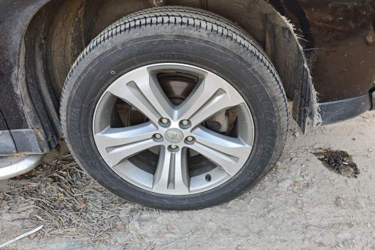 Used Toyota Highlander 2012 2.7L Two-Wheel Drive 7-Seater Luxury Edition