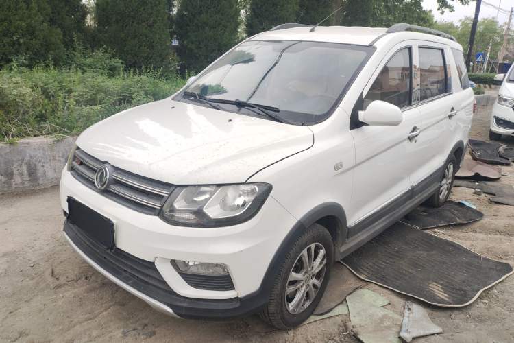 Used Dongfeng Fengon 370 2016 1.5L Manual Standard Edition SFG15-02 7 Seats