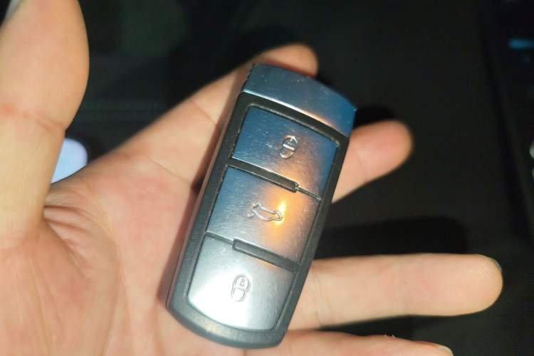 Used Volkswagen FAW-Volkswagen CC 2013 1.8TSI Luxury Model Interior 1