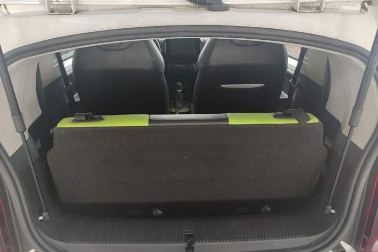 Used Roewe Clever 2021 302km All-Round Version
