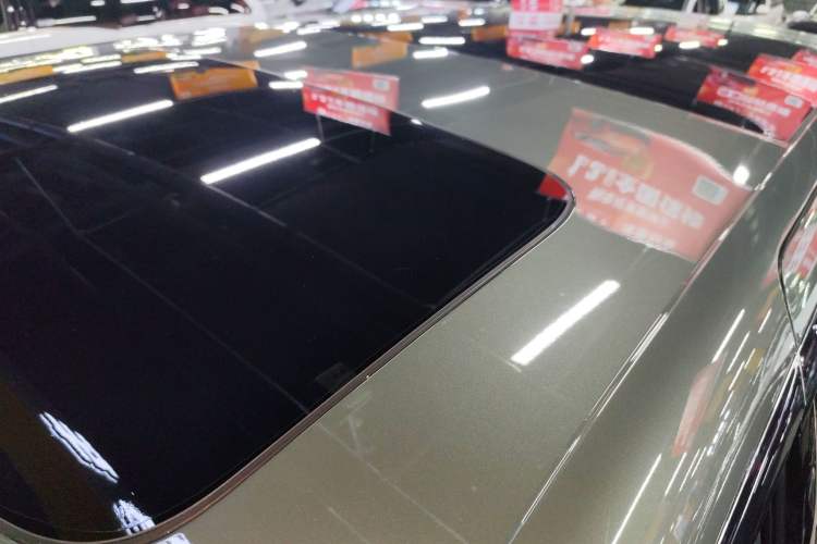 Used Zeekr 009 2024 Six-Seat Executive Version 4WD 108 kWh
