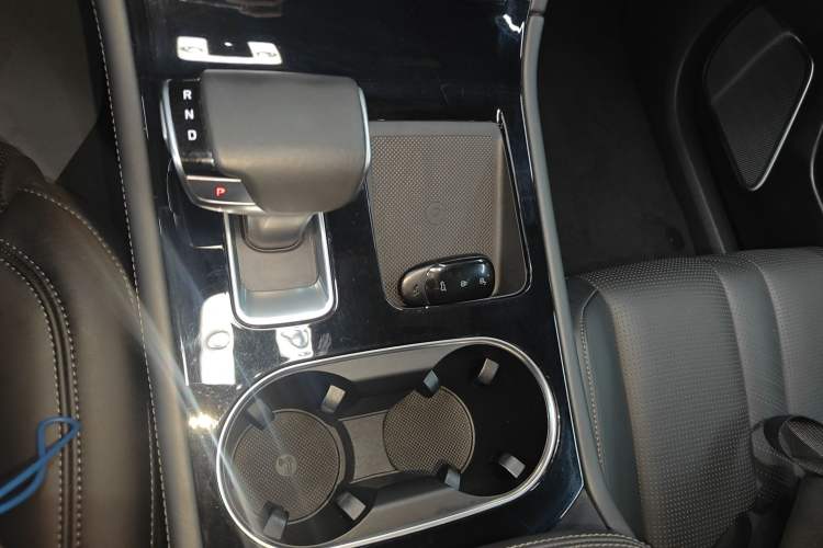 Used Li Auto ONE 2020 Extended-Range 6-Seater Version Gear Lever