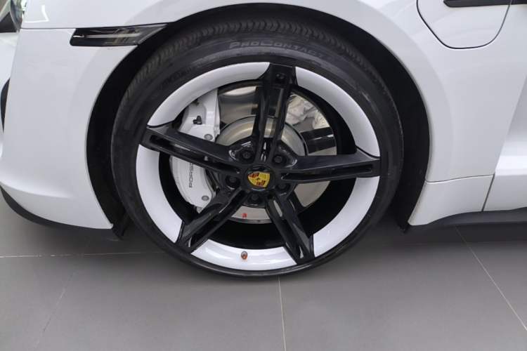 Used Porsche Taycan 2022-Year Updated Taycan Left Front Wheel Hub