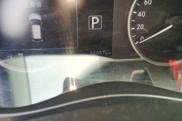 Used Nissan Kicks 2018 1.5L CVT Smart Connect Luxury Edition