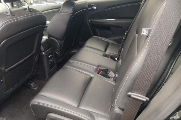 Used Dodge Journey 2015 2.0TD Four-Wheel Drive Luxury Edition
