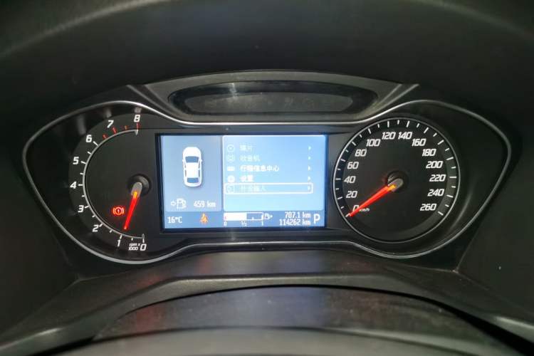 Used Ford Mondeo 2011 2.3L Luxury Model