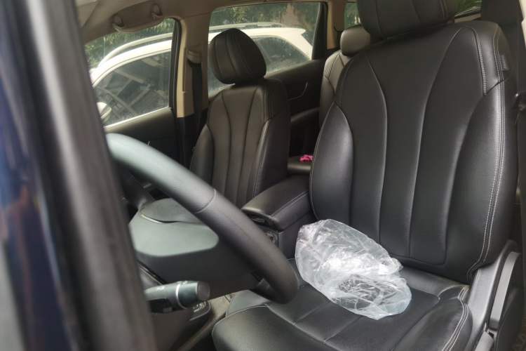 Used BYD Song MAX 2019 1.5T Manual Smart Connect Ruiyi Model 7 Seats China V Emission Standard Left Front Seat