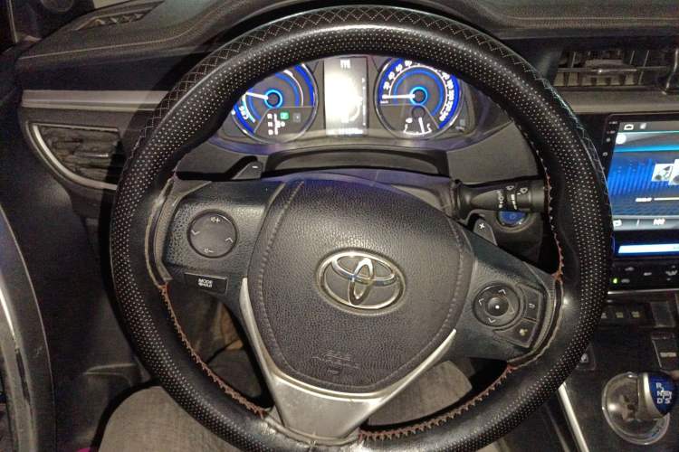 Used Toyota Corolla 2017 Revised Dual-Engine 1.8L E-CVT Leading Edition
