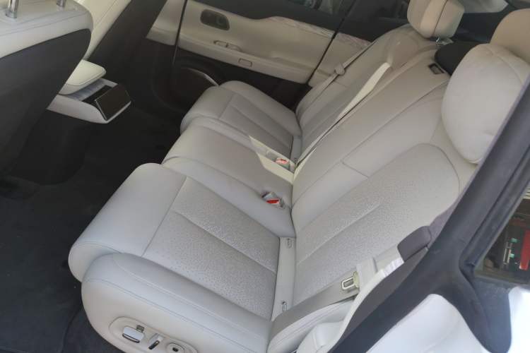 Used Nio ET7 2024 75 kWh Executive Edition
