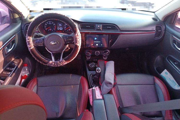 Used Kia KX Cross 2017 1.4L MT GLS
