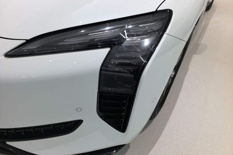 Used Hongqi EH7 2024 690 Pro