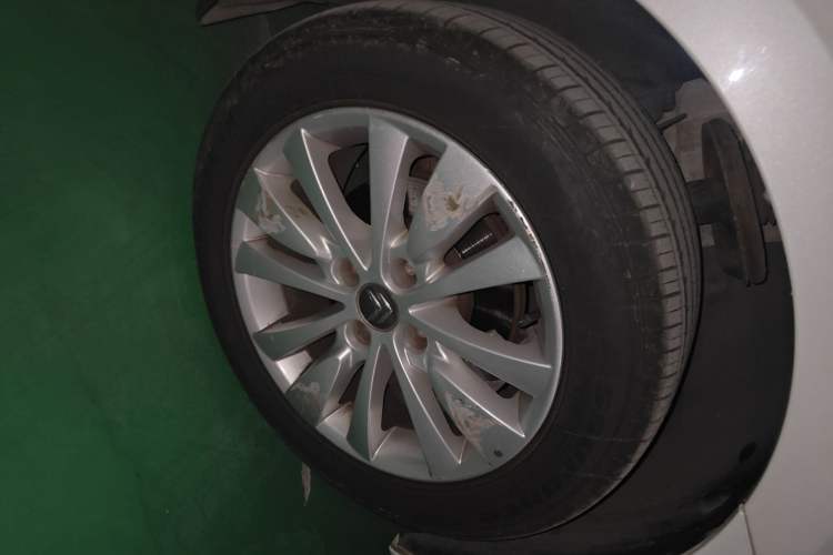 Used Citroen C-Quatre 2013 Sedan 1.6L Automatic Prestige Model Right Front Wheel Hub