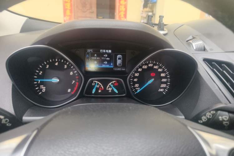 Used Ford Kuga 2015 2.0L GTDi Four-Wheel-Drive Sport Model
