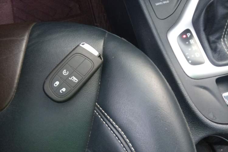 Used Jeep Cherokee 2015 2.4L Elite Edition

