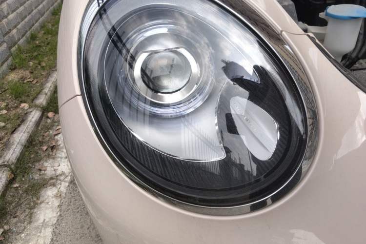 Used ORA Good Cat 2023 401 km Standard Range Luxury Version Lithium Iron Phosphate