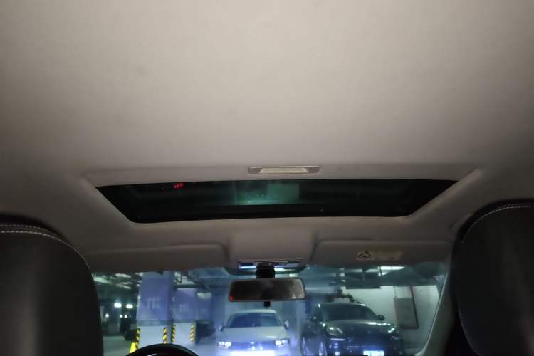 Used Volkswagen Santana 2018 1.5L Automatic Comfort Edition Headliner