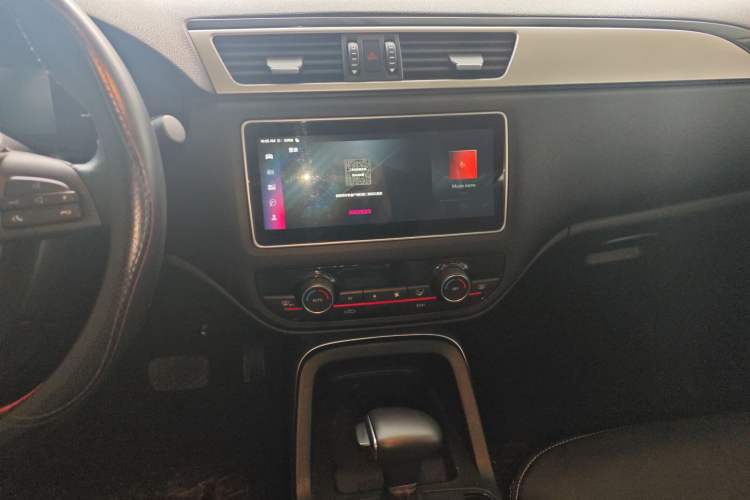 Used Qoros 5 2019 1.6T Automatic Zhiyun Connect (AliOS) Edition Prestige Model
