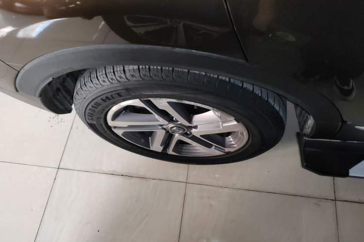 Used Changan CS55 2017 1.5T Manual Colorful Edition
