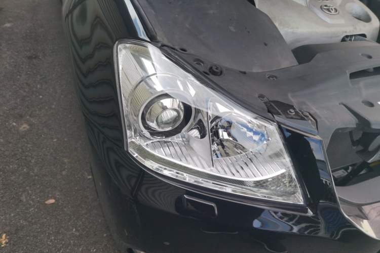 Used Toyota Crown 2010 2.5L Royal Leather Navigation Edition
