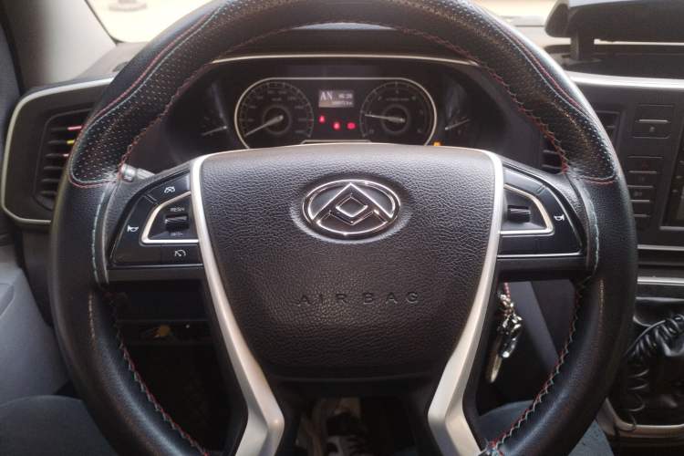 Used SAIC MAXUS Xintu V80 2021 2.0T PLUS Manual City Edition Short Wheelbase Ultra-Low Roof 5/6 Seats