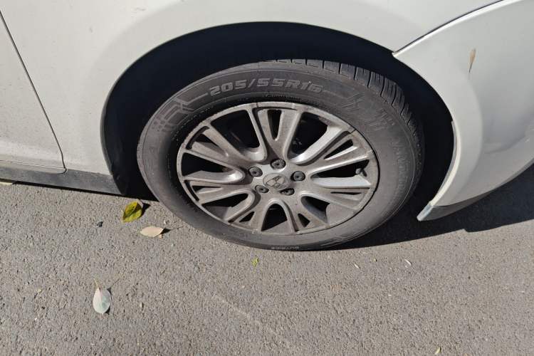 Used Roewe 550 2012 550 1.8L Manual Qiyue Edition