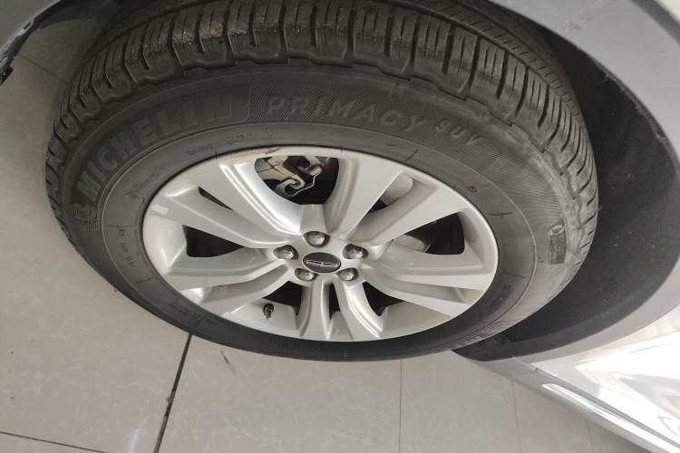 Used Lincoln MKX 2015 2.0T Two-Wheel Drive Deluxe Edition
