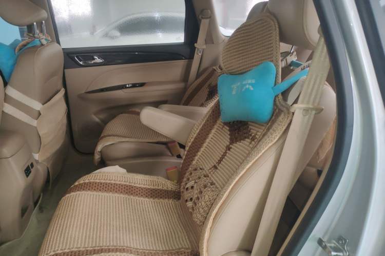 Used Baojun 730 2016 1.5L Manual Comfort Version 7 Seats China V Emission Standard