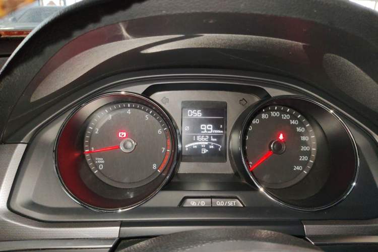 Used Volkswagen Bora 2016 1.6L Manual Fashion Edition
