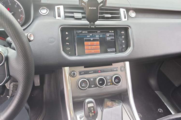 Used Land Rover Range Sport  Audio And AC Panel