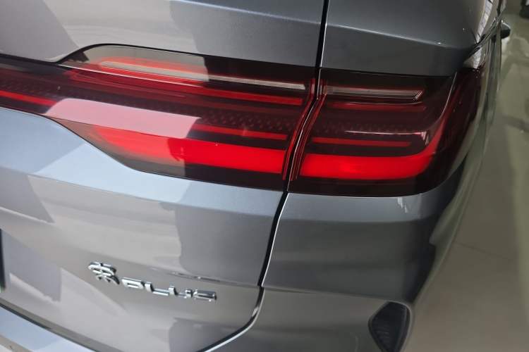 Used BYD Song PLUS New Energy 2023 Champion Edition DM-i 110KM Flagship PLUS Right Rear Taillight