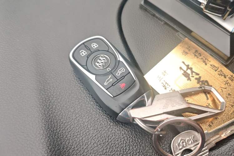 Used Buick GL8 2017 ES 28T Flagship Model China V Standard
