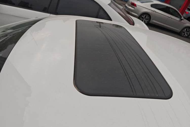 Used Volkswagen Polo 2018 1.5L Automatic Enjoyment Model Roof