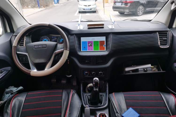 Used Jinbei Gold Hiace 2024 1.5L Passenger Vehicle Engineering Lion 9 Seats