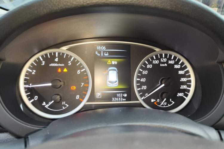Used Nissan Tiida 2019 1.6L CVT Smart Drive Version China VI Standard Instrument Cluster