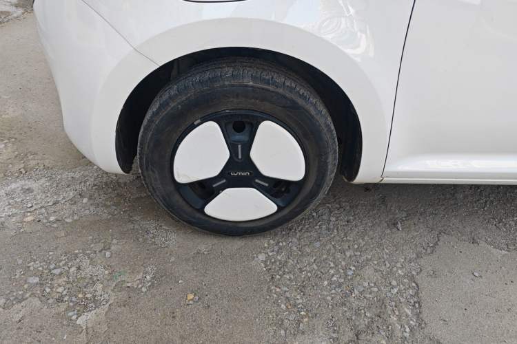 Used CHANGAN NEVO Lumin 2022 155 km – Refreshingly Sweet Edition Exterior 4