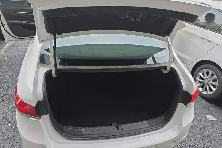 Used Buick GT 2021 Revised Version 1.3T Automatic Mild Hybrid Elite Edition