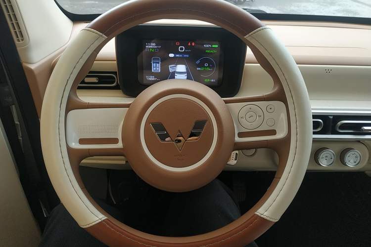 Used Wuling Hongguang MINIEV 2024 3rd Generation 215km Youth Edition Steering Wheel