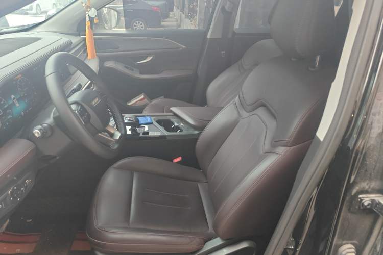 Used JETOUR X90 PLUS 2025 Beyond Edition 1.6TD DCT Family Fun Version 7 Seats